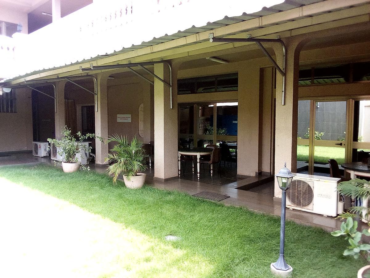Hotel Saint Thomas Lomé Zewnętrze zdjęcie