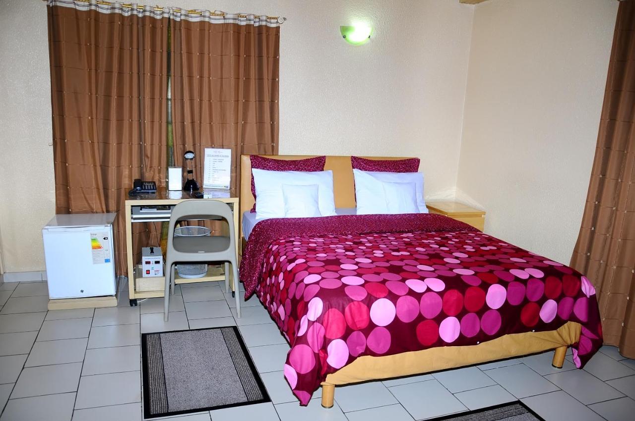 Hotel Saint Thomas Lomé Zewnętrze zdjęcie